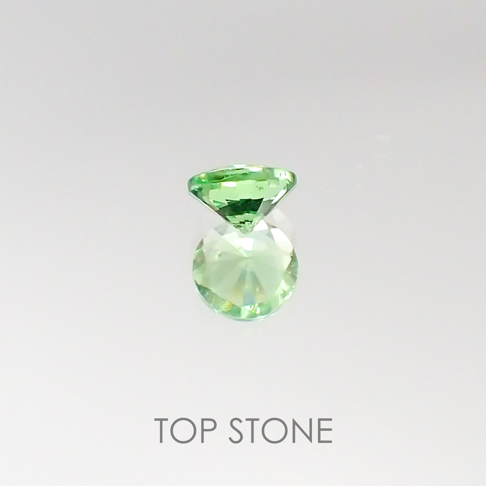 ミントガーネット タンザニア産 ルース 0.27ct[5517]4×4mm前後