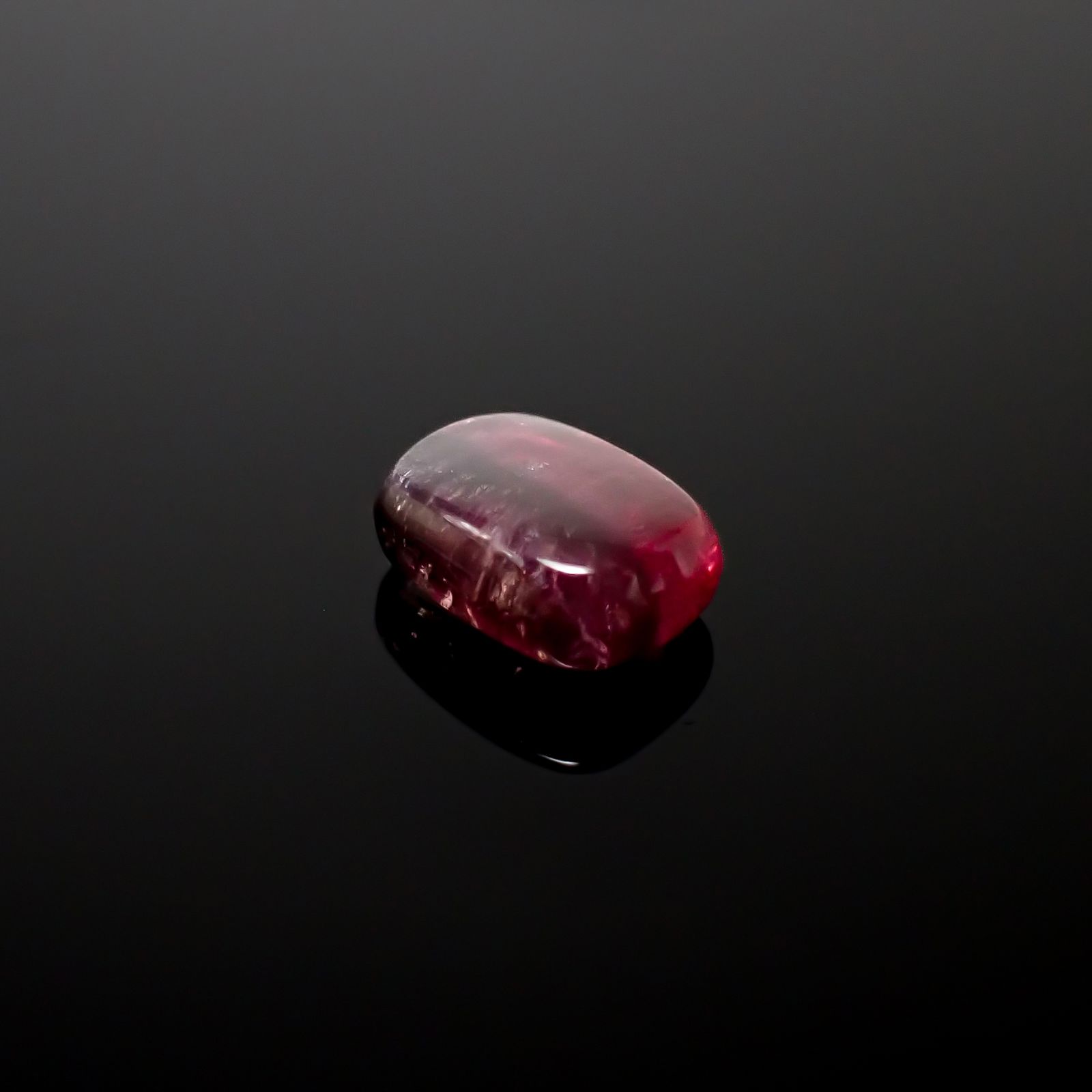 バイカラートルマリン ミャンマー・モゴック産 1.87ct[240929148]8.2x5.9mm前後
