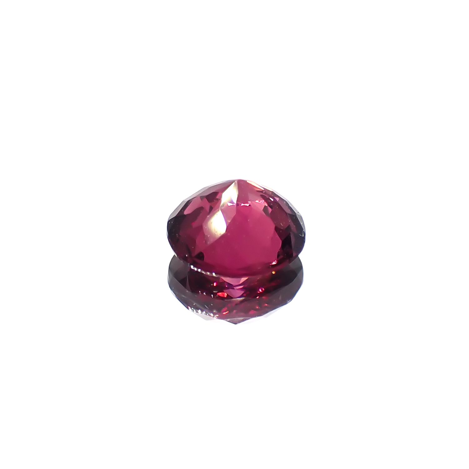 ロードライトガーネット(宝石名ガーネット)ブラジル産 0.92ct 識別済[240928706]6x6mm前後