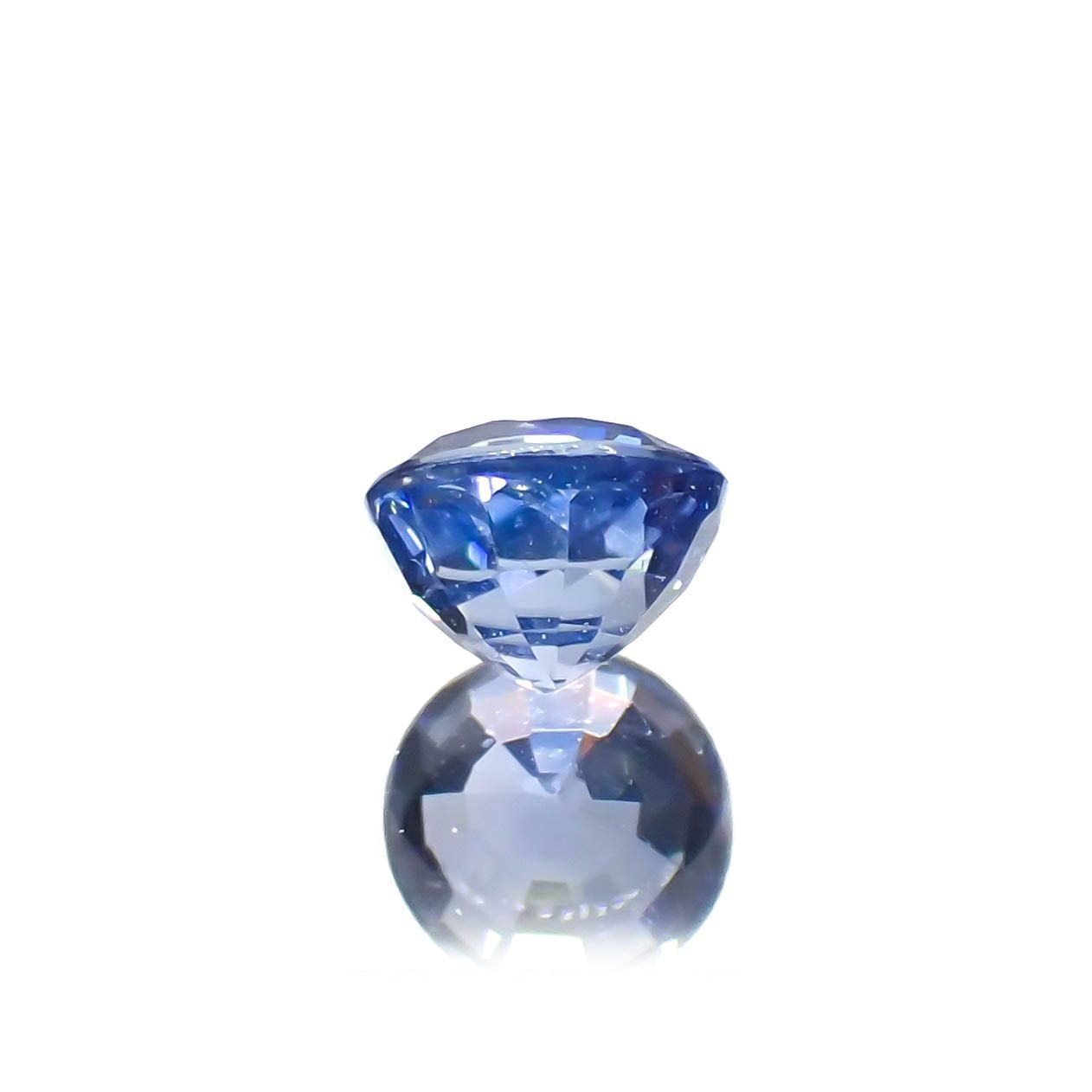 アイスブルーサファイア(宝石名サファイア)スリランカ/マダガスカル産 0.34ct 識別済[230119939]3.9x3.8mm前後