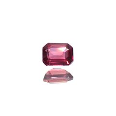 ルビー(宝石名ルビー)タンザニア産 0.24ct 識別済[220115044]3.9x2.9mm前後