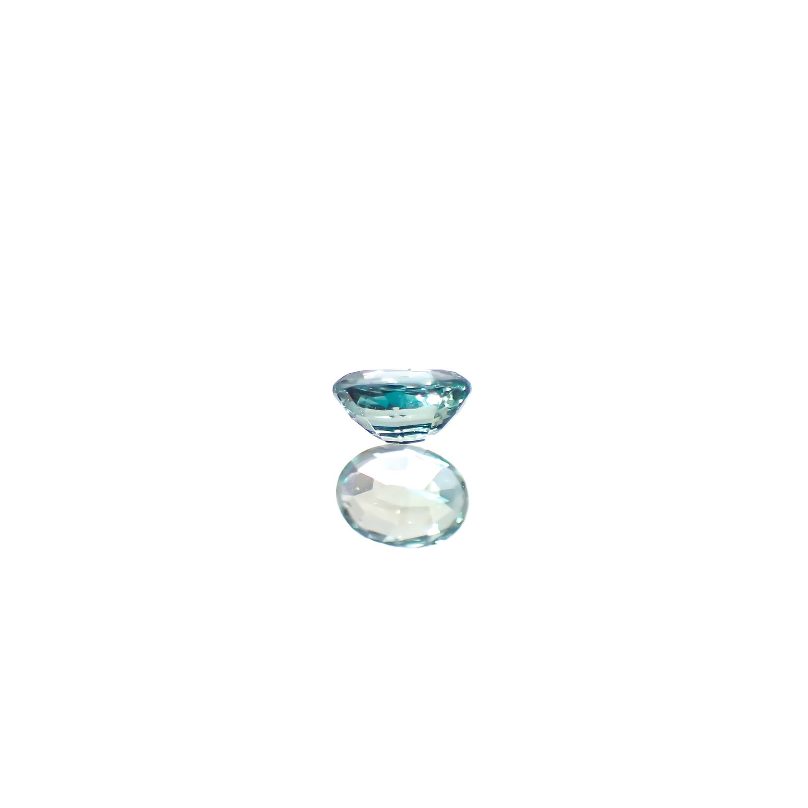 アレキサンドライト ブラジル産/EmeraldMains社製 0.10ct[240527586]3.2x2.5mm前後