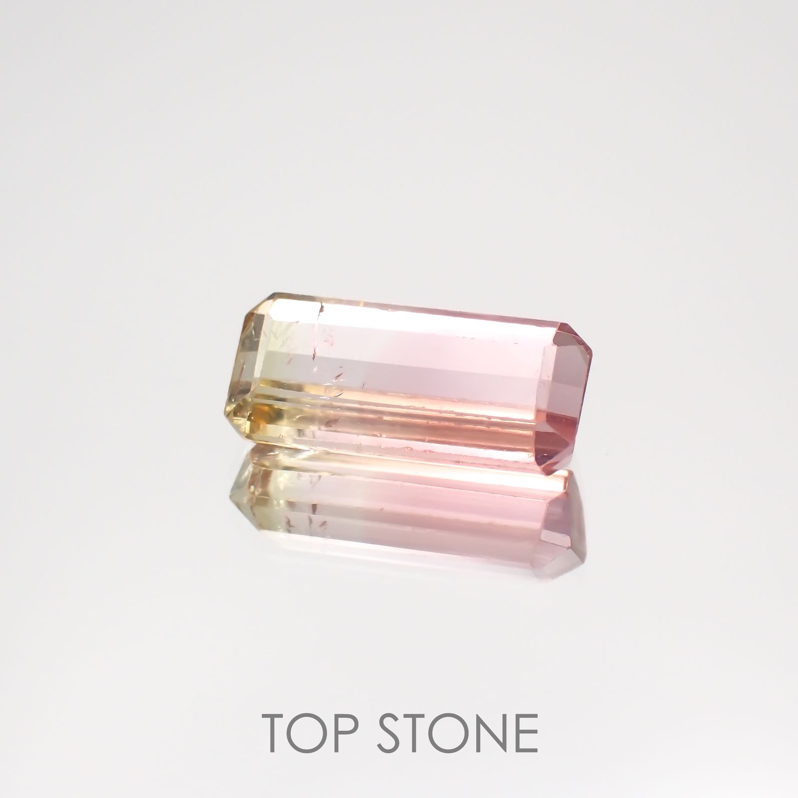 バイカラートルマリン(宝石名トルマリン)アフガニスタン産 2.46ct 識別済[221018922]12x5.4mm前後