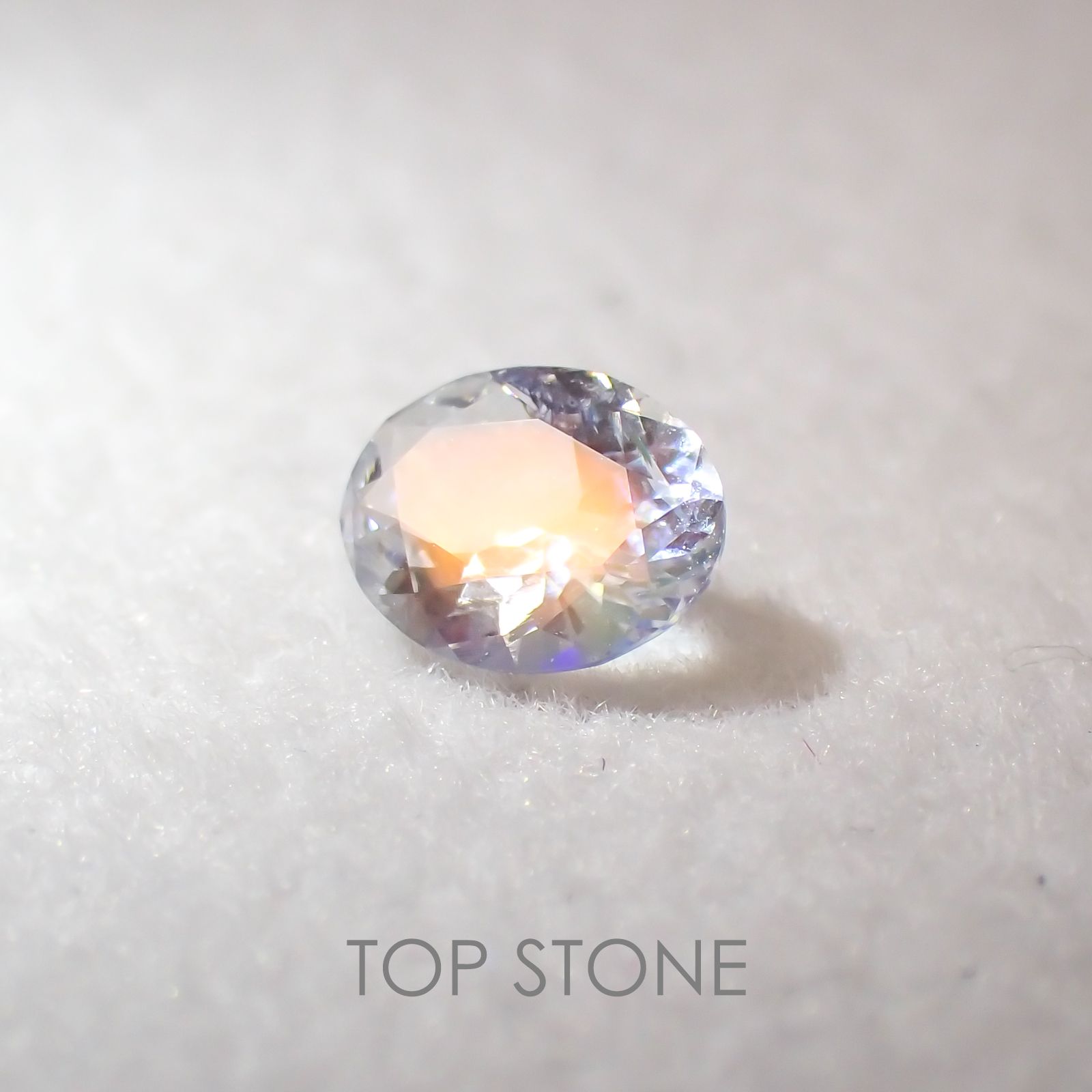 レインボームーンストーン(アンデシンラブラドライト) マダガスカル産 ルース 0.28ct[210410567]5.4×4.2mm前後
