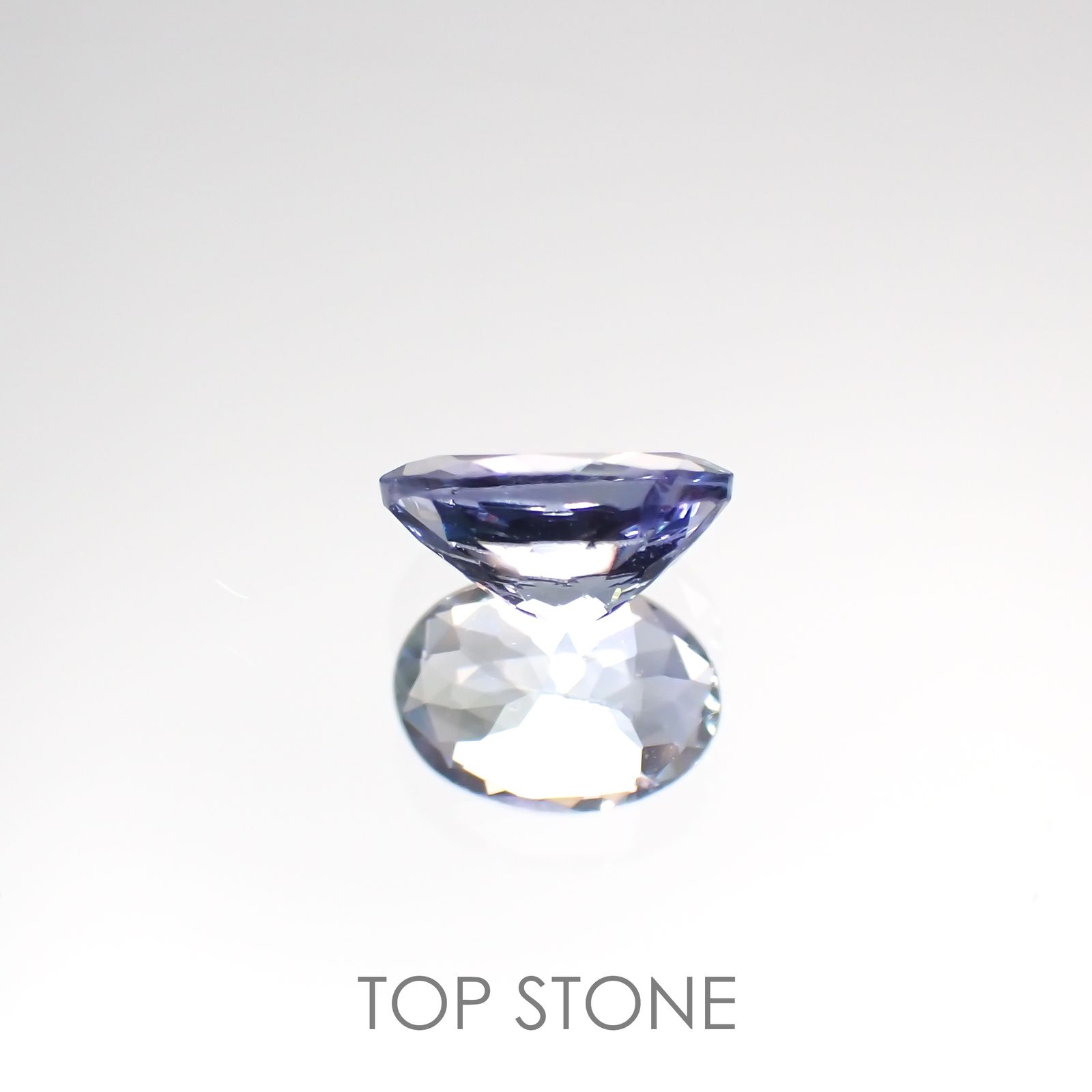 バイカラータンザナイト(ゾイサイト) タンザニア産 ルース 0.87ct[210812650]7.1×5.2mm前後