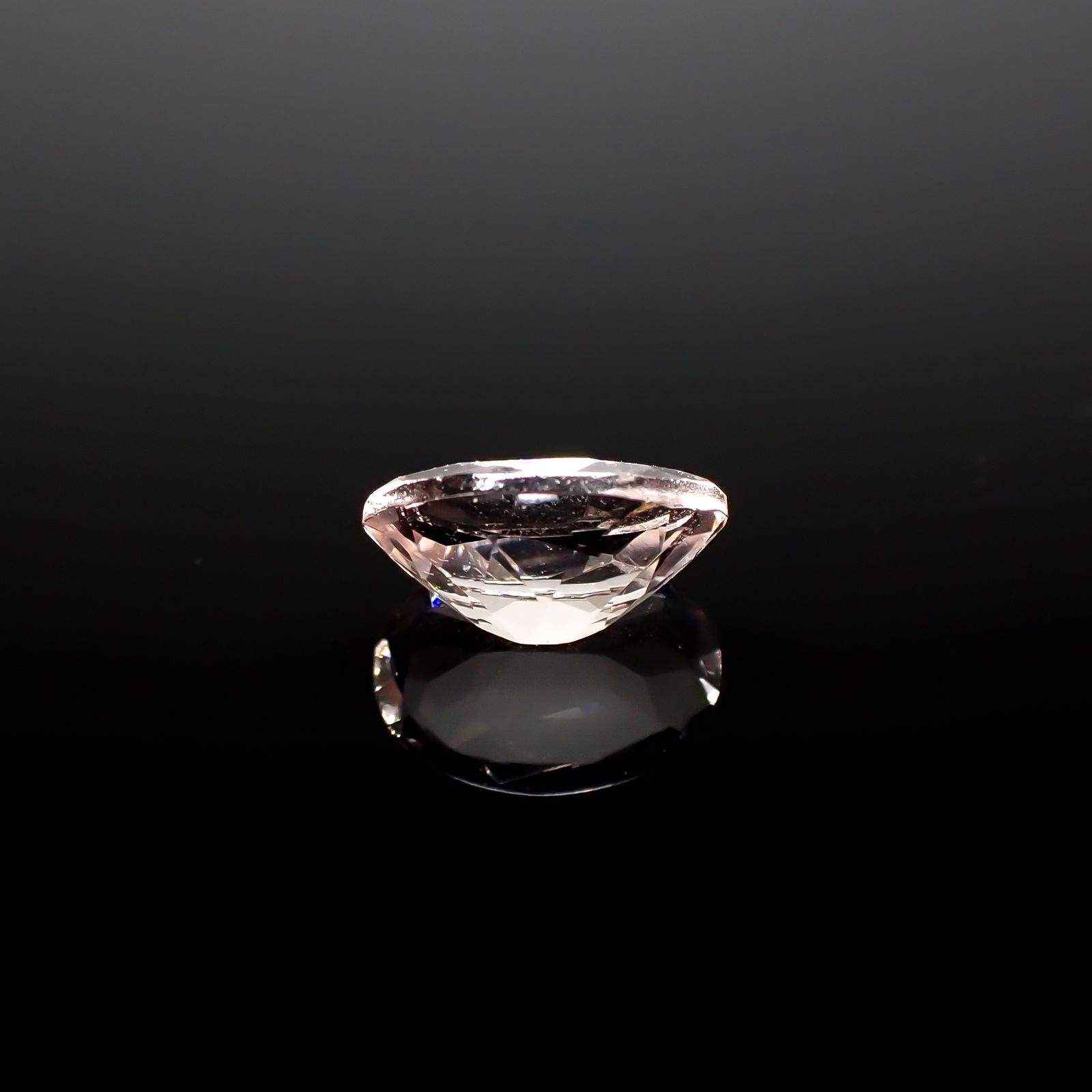 モルガナイト モザンビーク/ブラジル産 0.64ct[240326781]6.9x4.9mm前後