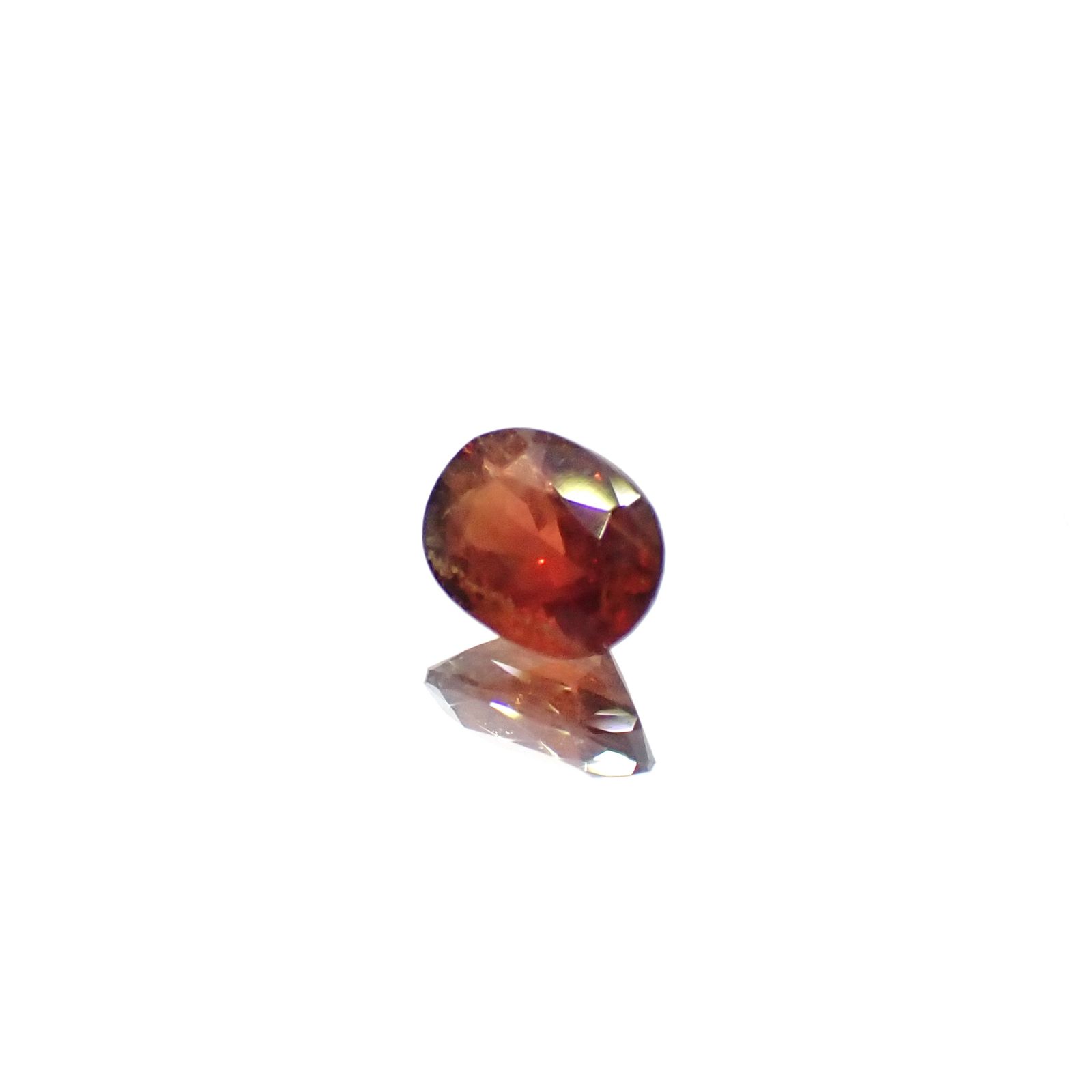 ゴールデンアイオライト マダガスカル産 0.25ct[240527658]4.8x3.7mm前後
