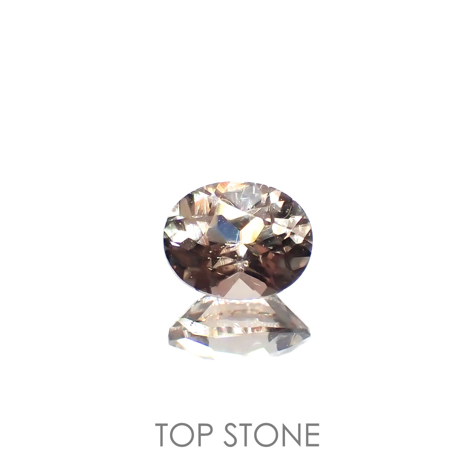 カラーシフト ダイアスポア(宝石名ダイアスポア)トルコ産 0.68ct 識別済[220616683]5.9x4.7mm前後