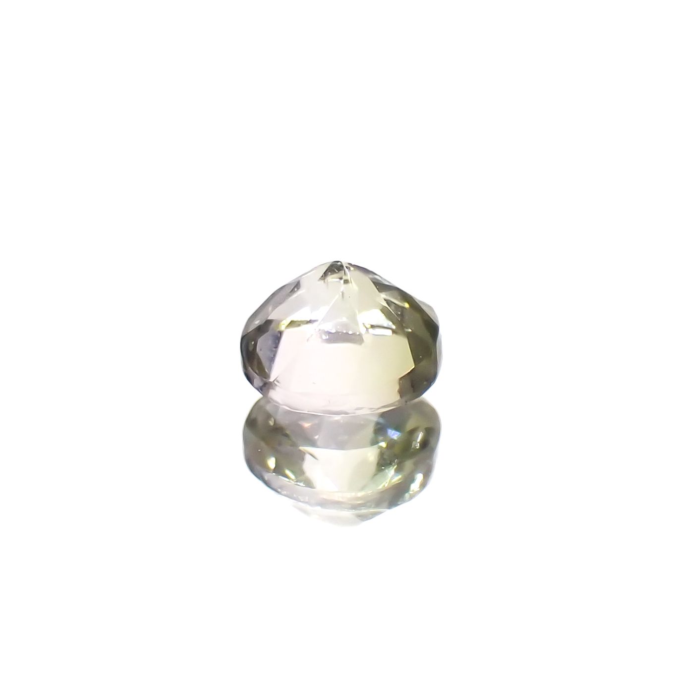 グリーントルマリン(宝石名グリーン・トルマリン)ブラジル産 0.27ct 識別済[231023858]4x4mm前後