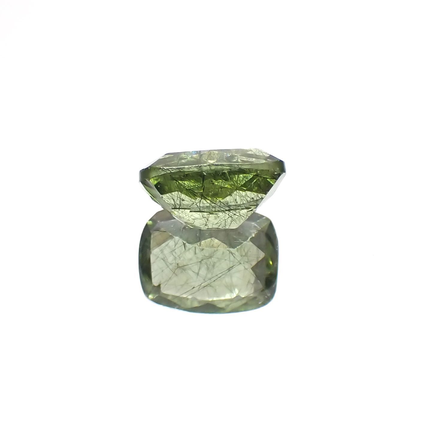 ルドウィジャイトインペリドット パキスタン産 1.28ct[230220730