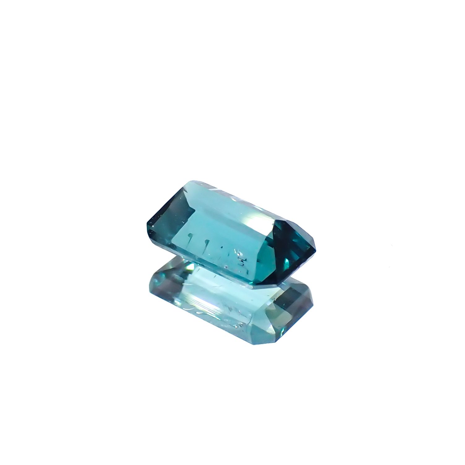 ブルートルマリン(宝石名トルマリン)アフガニスタン産 0.42ct 識別済[231225172]5.6x3.6mm前後