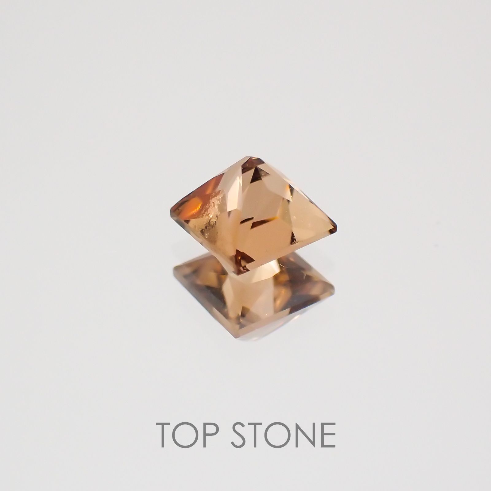◇プリンセスカット◇オレンジトルマリン(宝石名トルマリン) ブラジル産 0.44ct 識別済[21018903]4×4mm前後