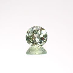 ミントガーネット タンザニア産 0.59ct[231023722]5.2x5.2mm前後