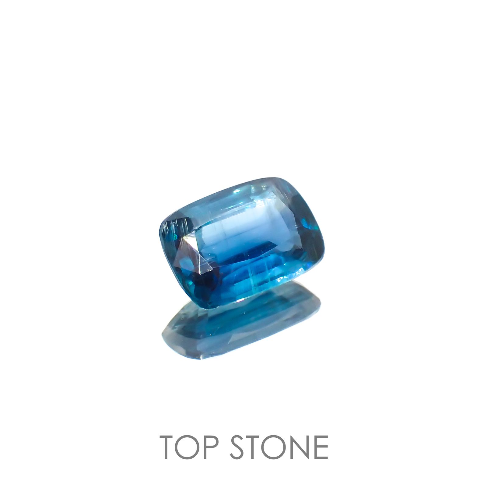 オーシャンブルーカイヤナイト(宝石名カイヤナイト)ネパール産 2.88ct 識別済[220115386]10x7mm前後