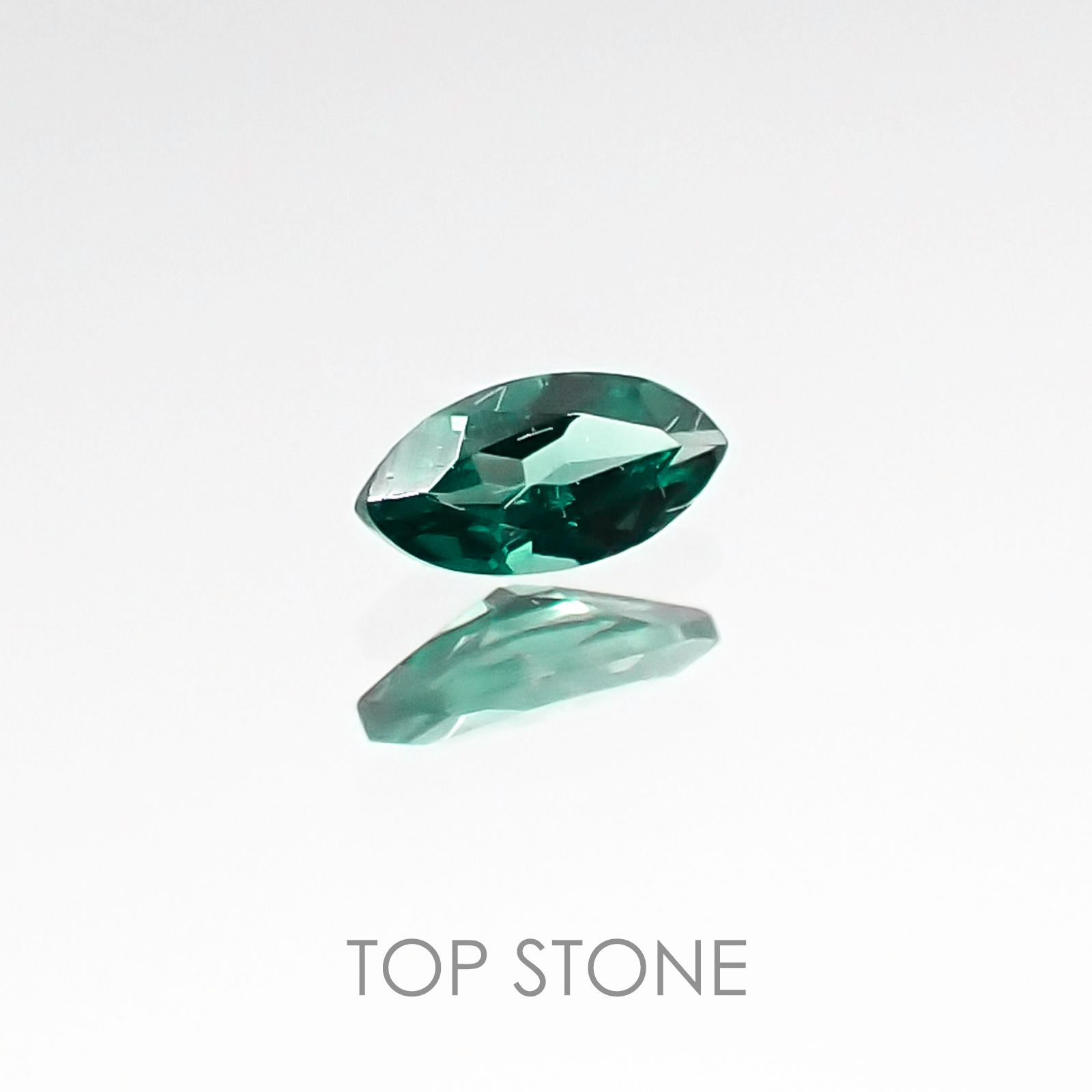 カラーチェンジガーネット(アレキタイプ) マダガスカル・ベキリー産 ルース 0.089ct[20106592]4.1×2.1mm前後
