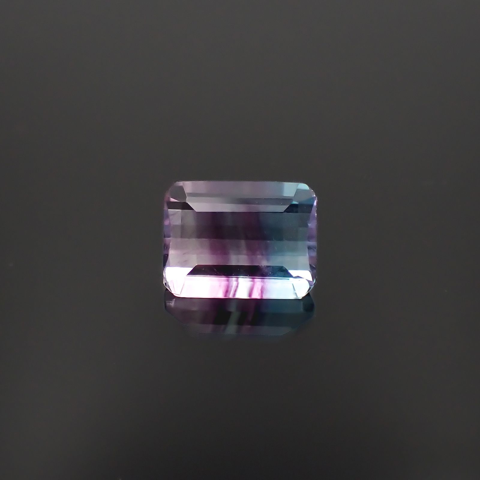 パーティカラーフローライト ブラジル産 3.01ct[230321180]9x6.9mm前後