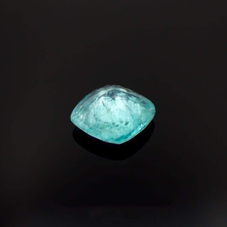パライバトルマリン(宝石名トルマリン/別名パライバ・トルマリン)ブラジル・キントス鉱山産 0.551ct ソ付(宝貴協)[221018740]5.2x5.2mm前後