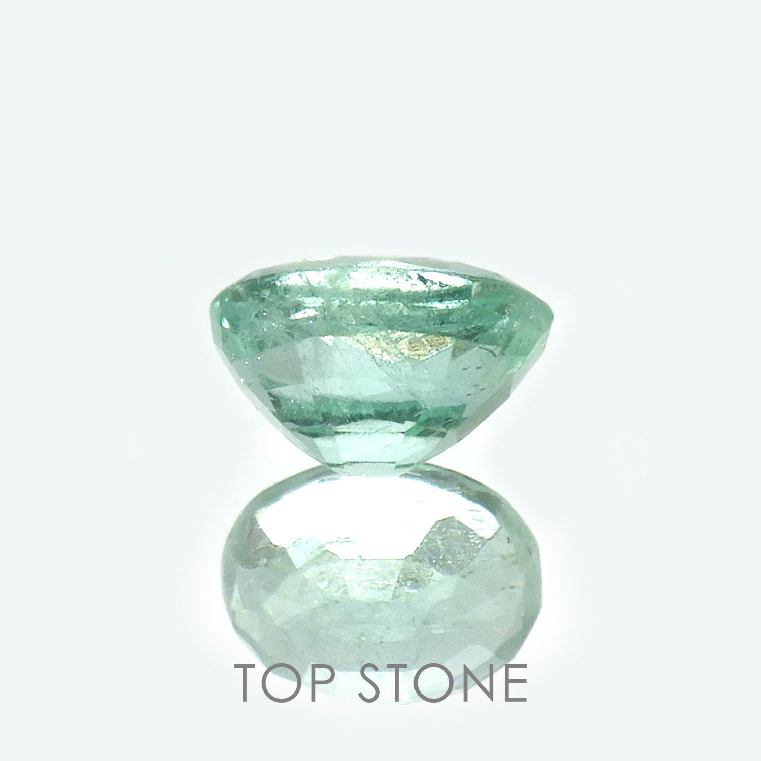 パステルカラーエメラルド コロンビア/ブラジル産 0.42ct[220817236]5.4x4.1mm前後