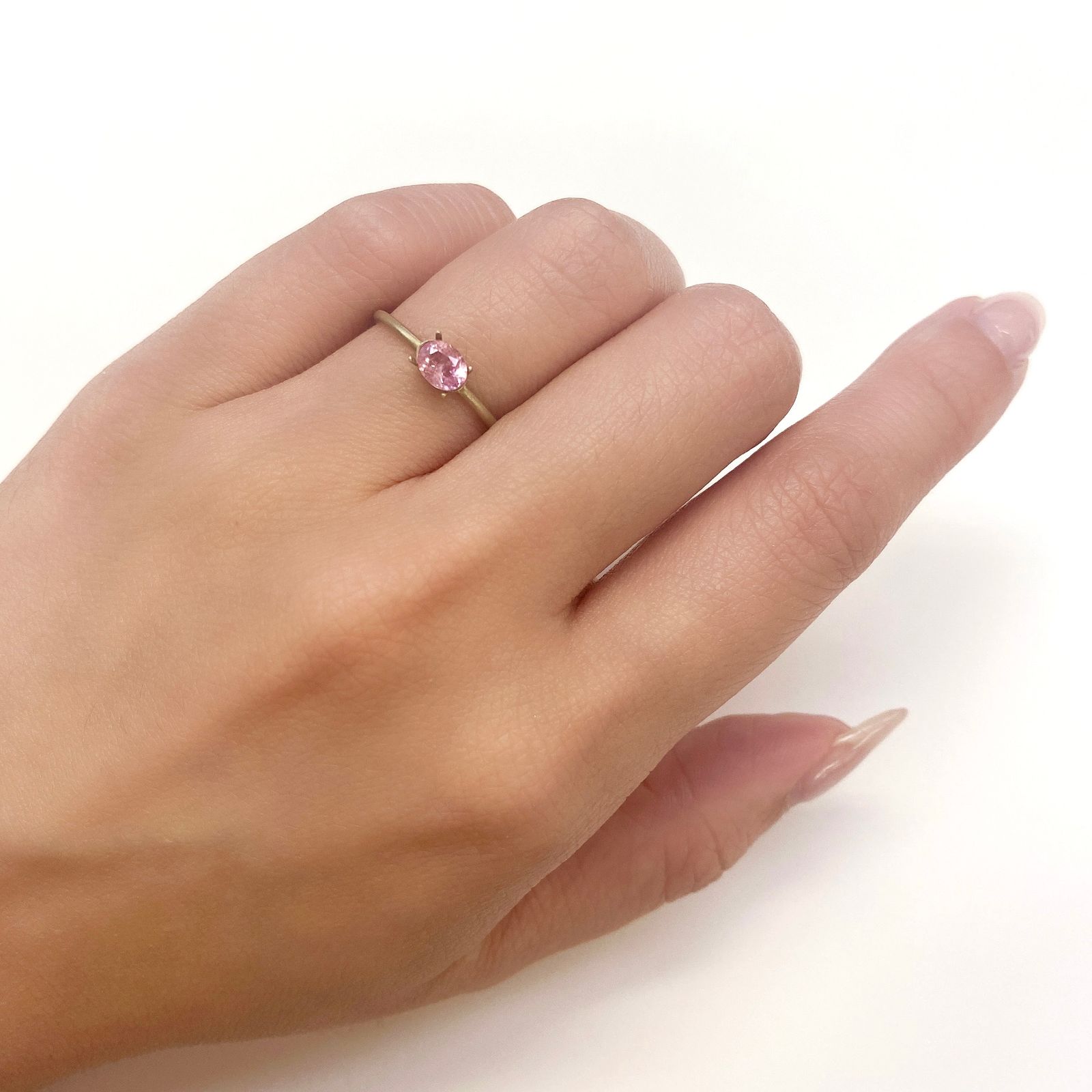 ペツォッタイト(ラズベリル)(宝石名ペツォッタイト) マダガスカル産 0.355ct ソ付(彩珠)[210611205]5.1×4mm前後