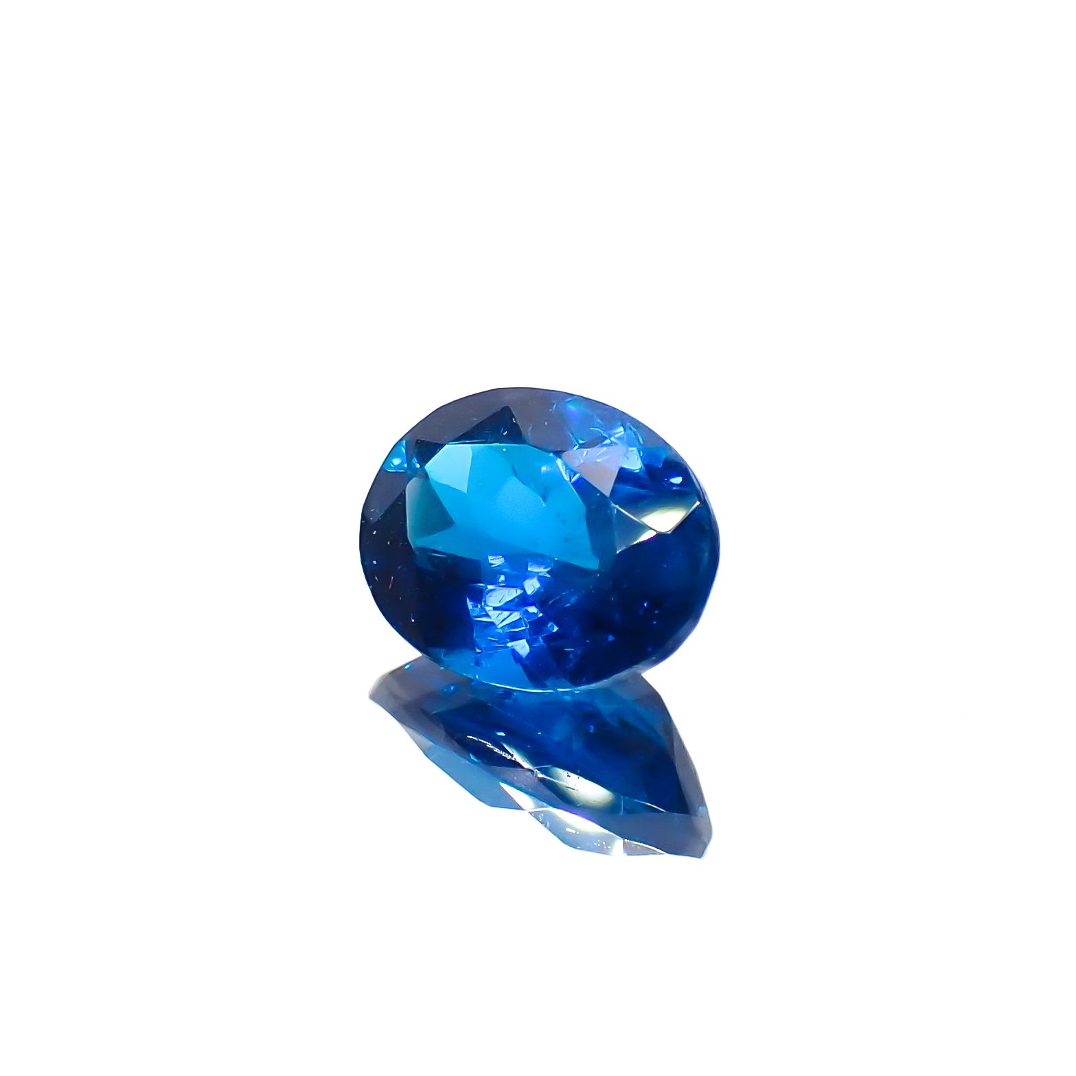 ディープブルーアパタイト  マダガスカル産 1.24ct[230421657]7.8x5.9mm前後