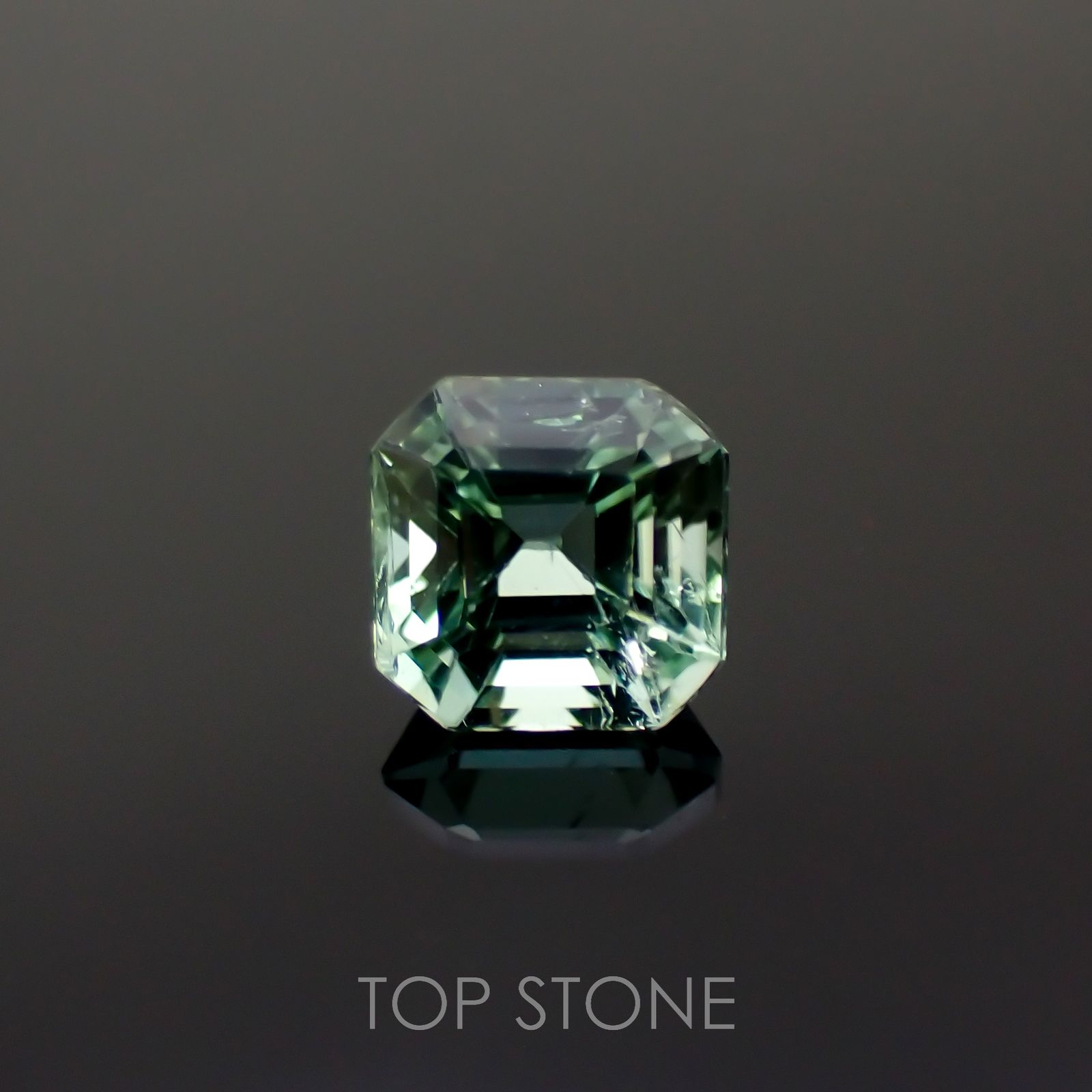 ブルーグリーントルマリン(宝石名トルマリン)アフガニスタン産 0.78ct 識別済[221018342]5.2x5.2mm前後
