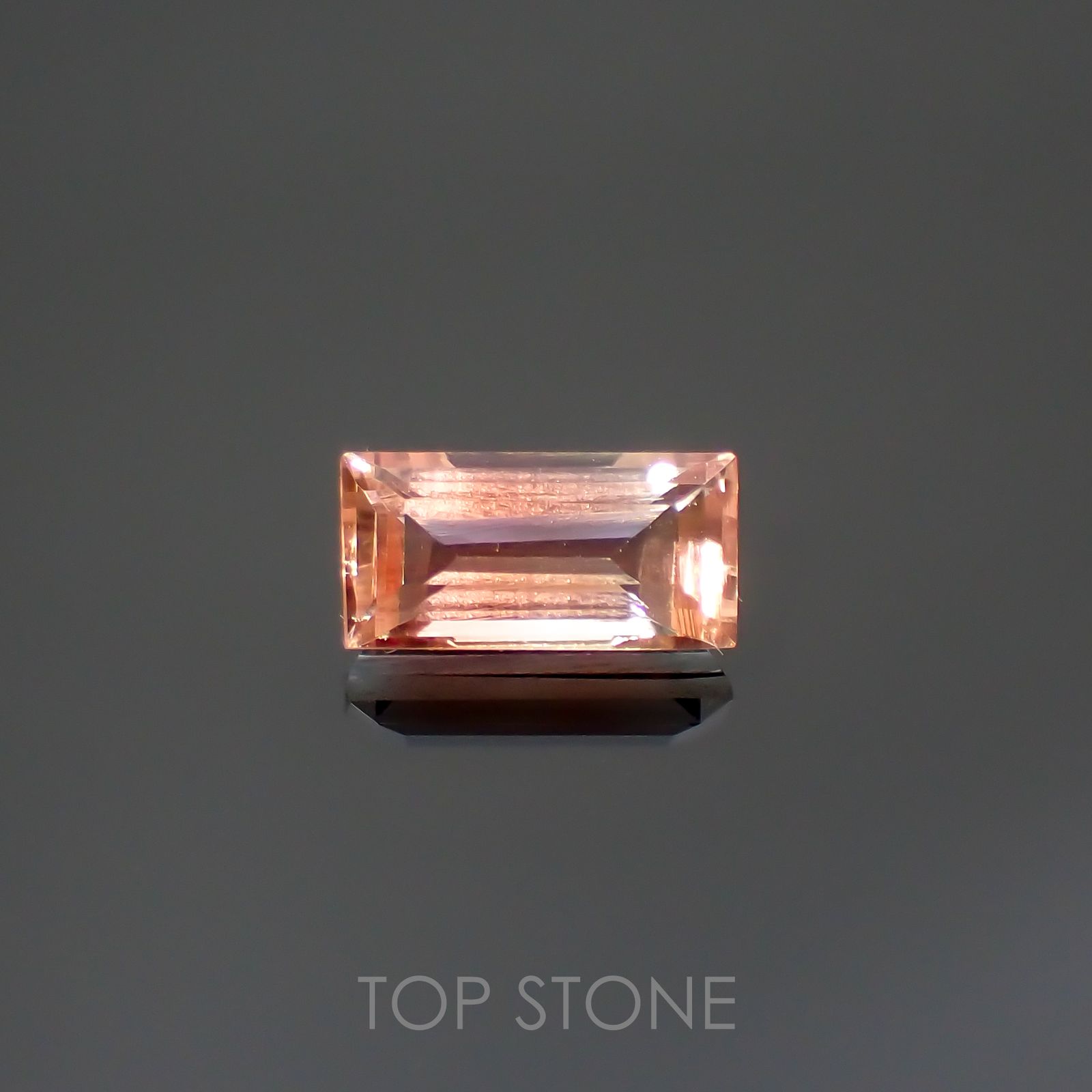 バイカラーアンデシン(宝石名アンデシン)チベット産 1.16ct 識別済[220115267]8.9x4.4mm前後