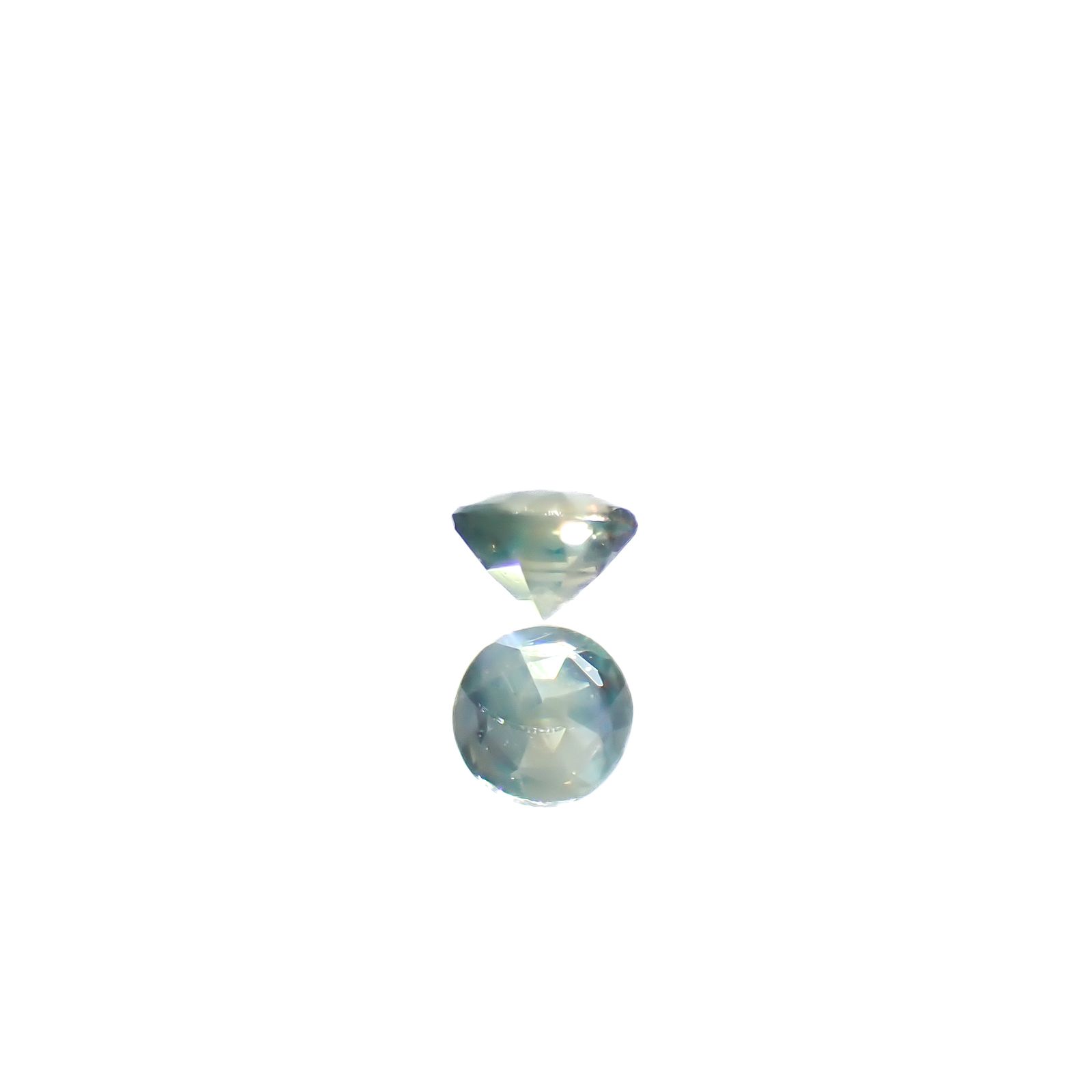 アレキサンドライトキャッツアイ ブラジル産/EmeraldMains社製 0.045ct[240527596]2.1x2.1mm前後
