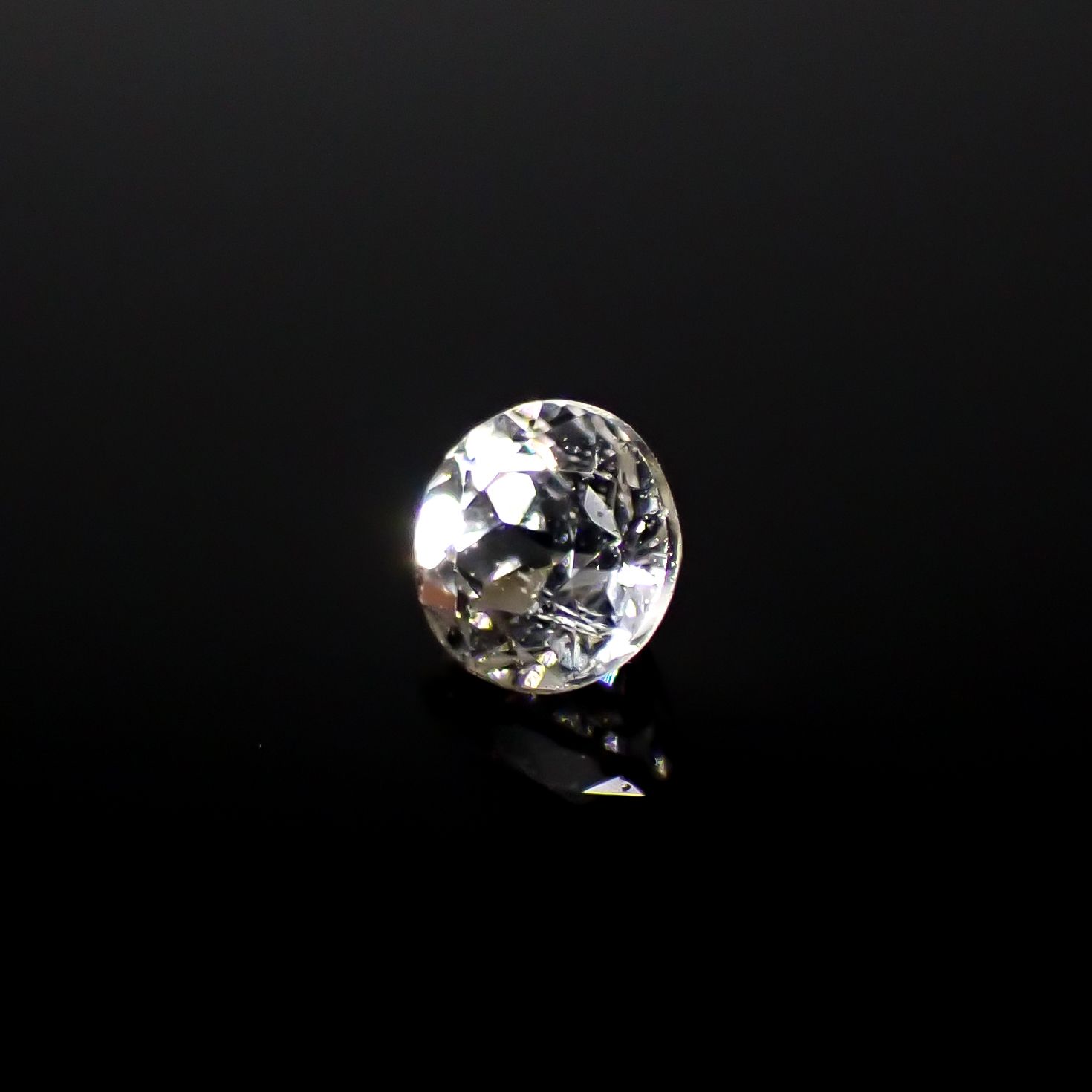 リューコガーネット ビルマ産 0.12ct[240728479]2.7x2.7mm前後