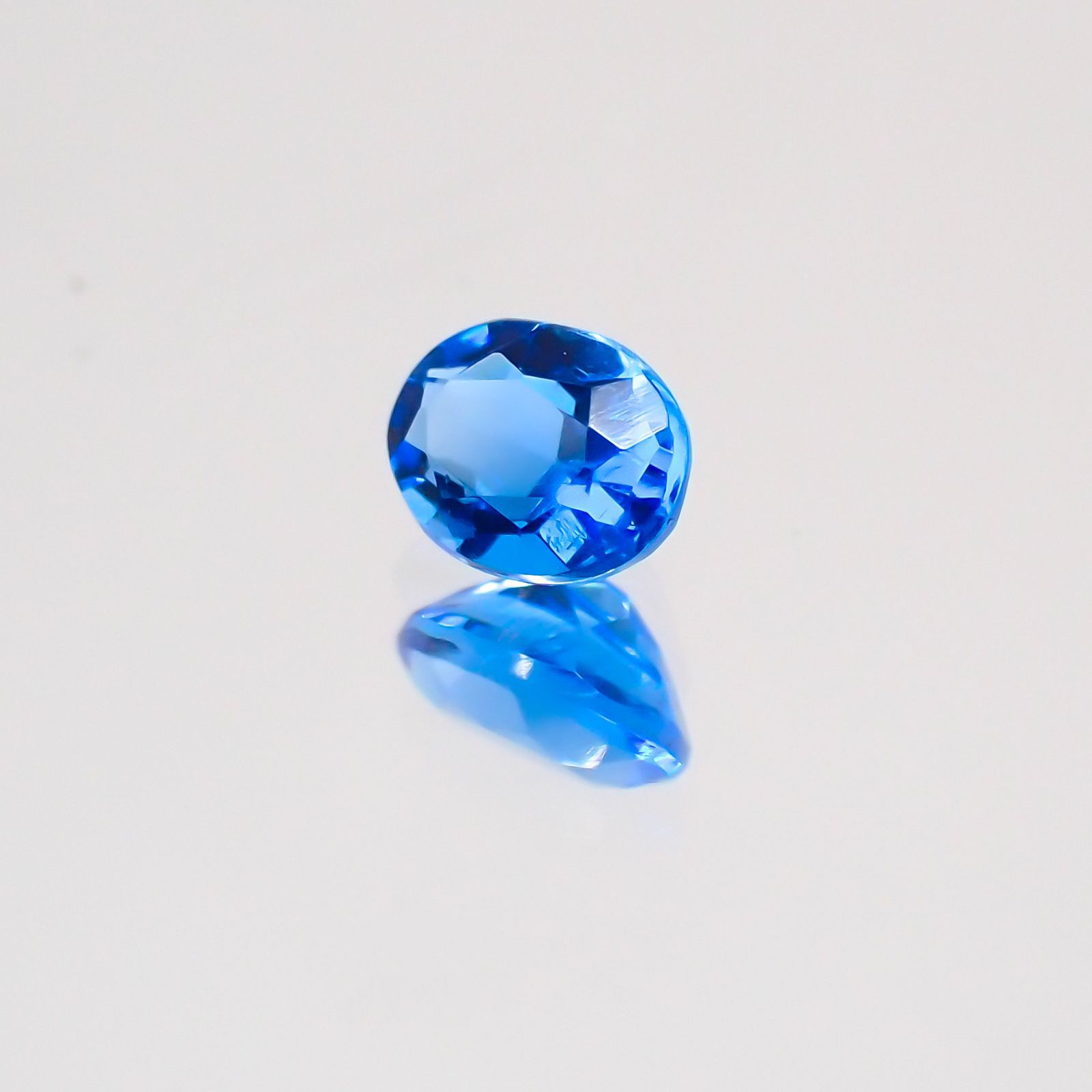 アウイナイト ドイツ産 ルース 0.14ct[21019336]3.8×2.9mm前後