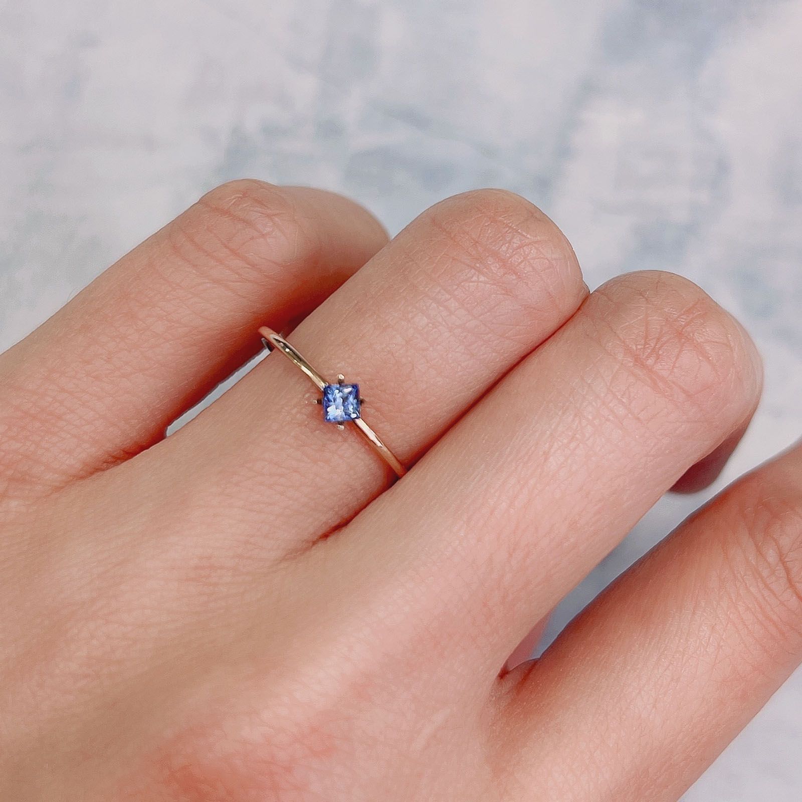 ◇プリンセスカット◇サファイア(宝石名サファイア) スリランカ産 0.15ct 識別済[20117893]2.8×2.7mm前後