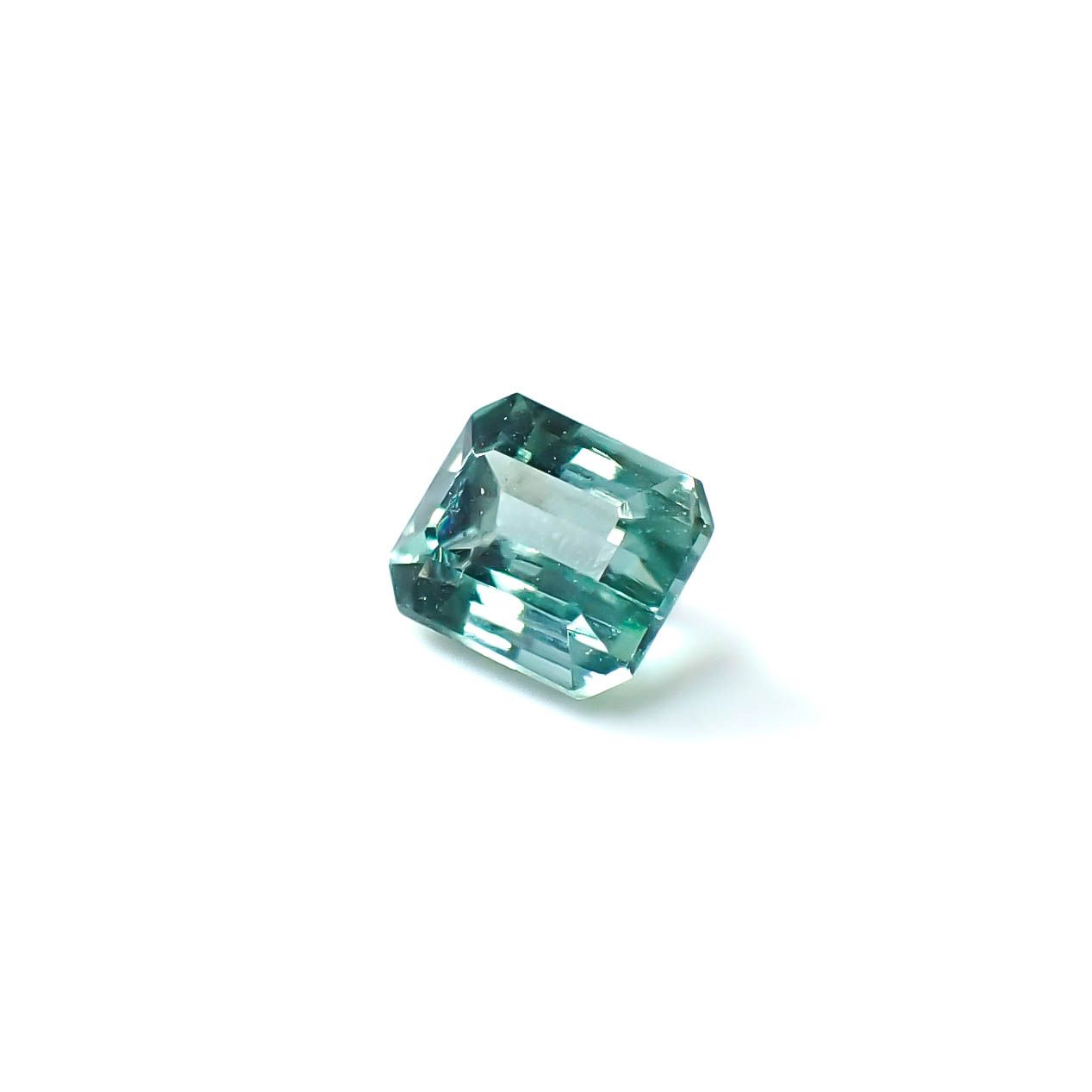 ミントトルマリン アフガニスタン産 0.50ct / 5.1x4.2mm前後 [251031206]