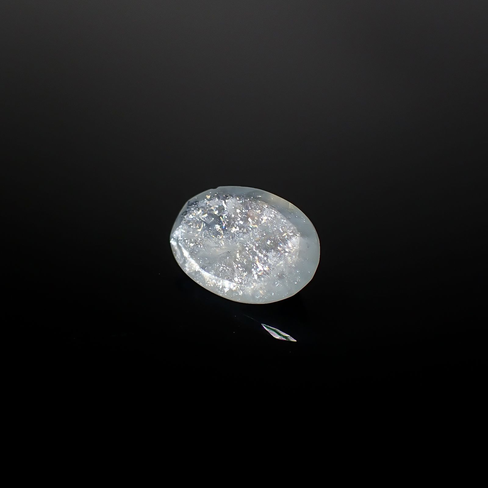 イリデッセンスアクアマリン ブラジル産 3.27ct [250730704]13.2x8.8mm前後