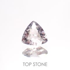 フローライト フルオレッセンス(宝石名フルオライト)イギリス・ロジャリー鉱山産 0.73ct 識別済[211113779]6x5.9mm前後