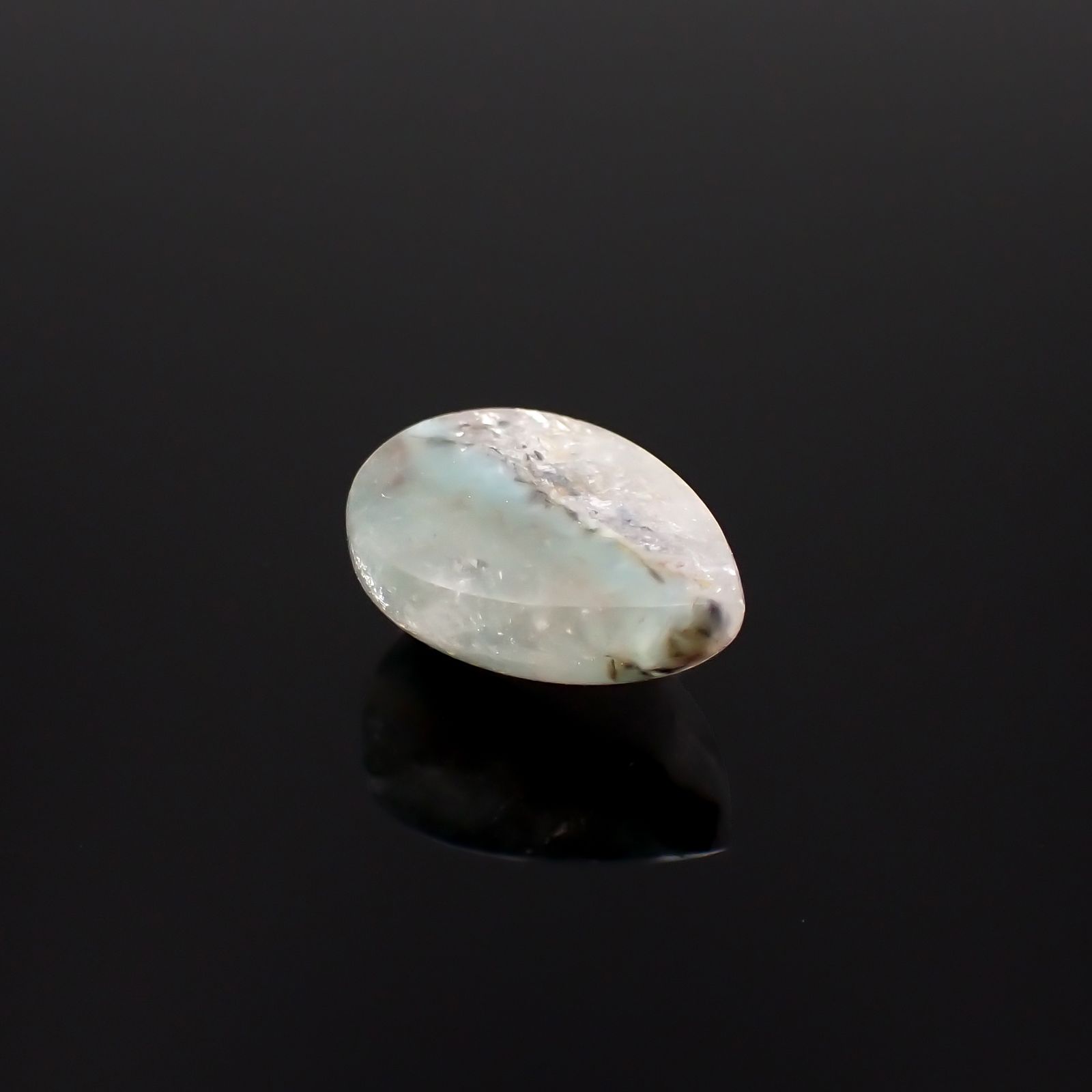 パライバクォーツ(宝石名ギラライト イン クォーツ)ブラジル・パライバ州産 4.22ct 識別済[230722557]12.5x9.3mm前後