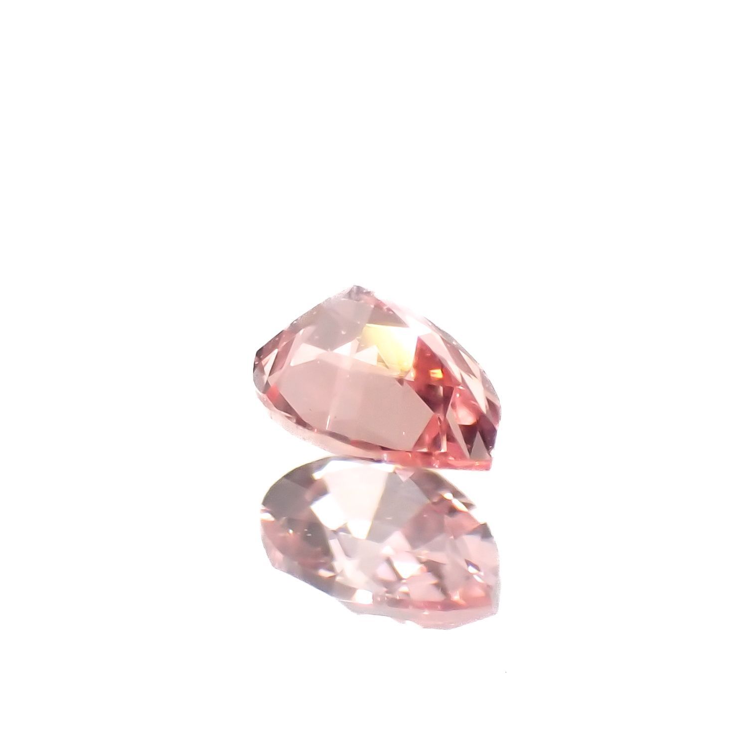 パパラチャサファイア(宝石名サファイア/別名パパラチャ・サファイア)スリランカ産 0.068ct ソ付(日独)[221219640]3.02x2.11mm前後