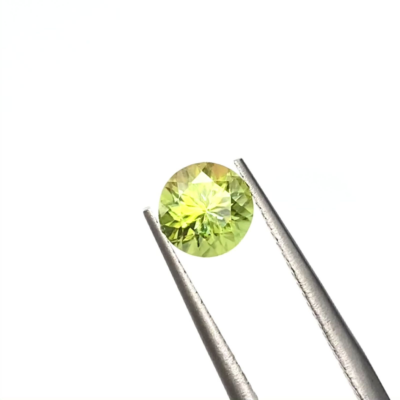 スフェーン(宝石名スフェーン)マダガスカル産 1.14ct 識別済