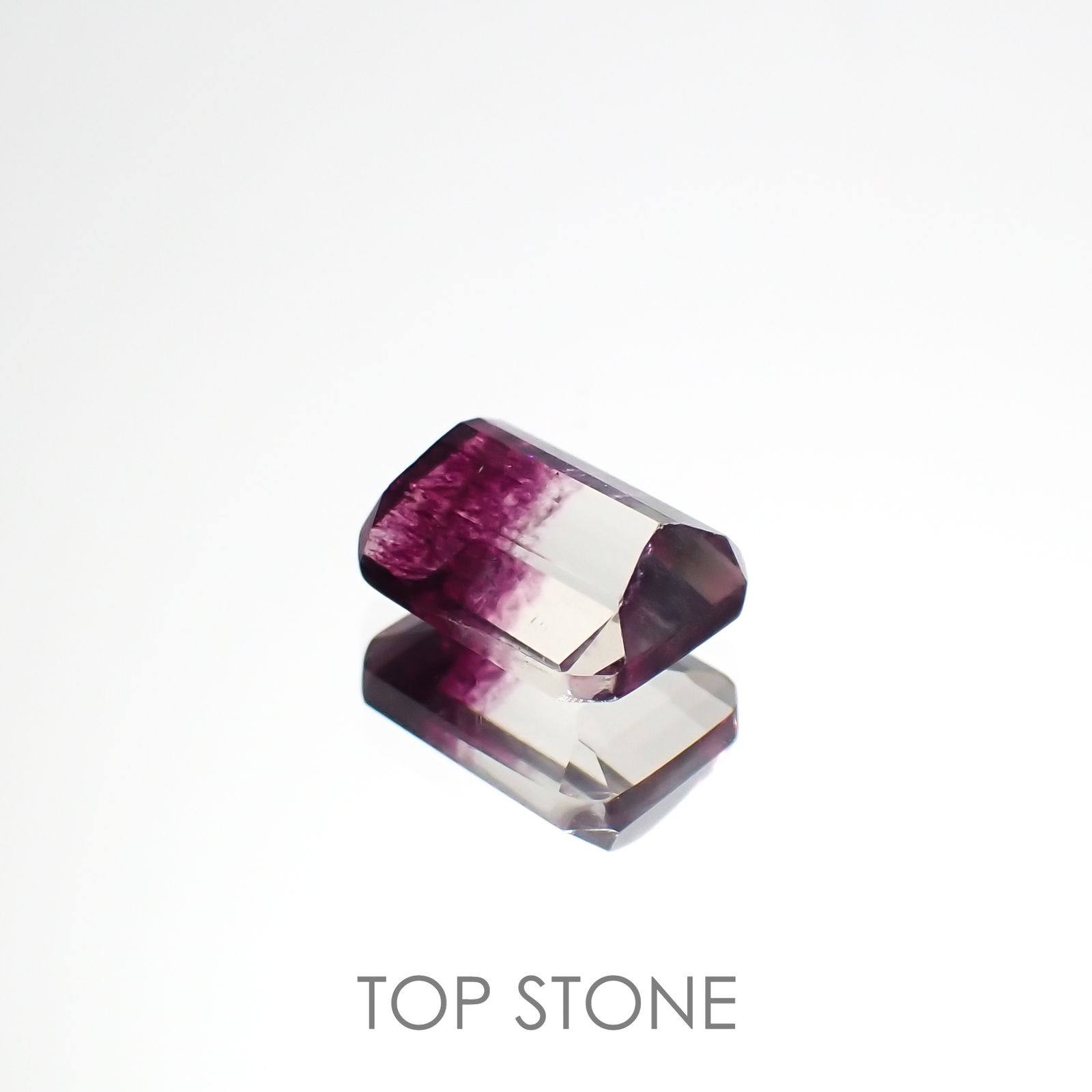 バイカラーフローライト 中国産 1.86ct[220917996]8x6mm前後