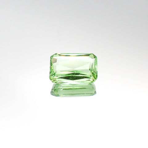 ミントガーネット(宝石名グリーン グロッシュラー・ガーネット)タンザニア・メレラニ鉱山産 1.27ct 識別済[230522258]7.6x5.2mm前後