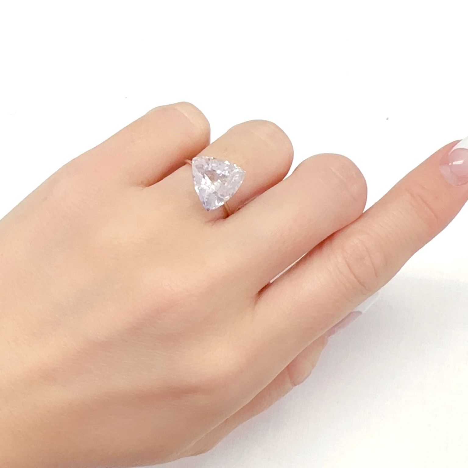 ピンクエンジェルラダー マダガスカル産 5.01ct[240125425]11.8x12.5mm前後