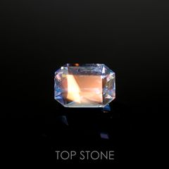 レインボームーンストーン(宝石名ラブラドライト)マダガスカル産 0.56ct 識別済[221018292]5.7x4.1mm前後