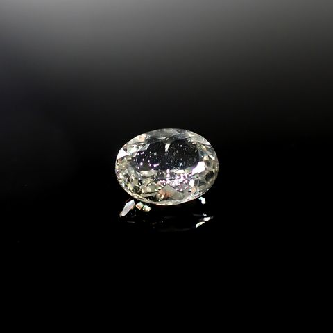 リリーパッドアパタイト フルオレッセンス アフリカ産 1.52ct [241129417]8.1x6.5mm前後
