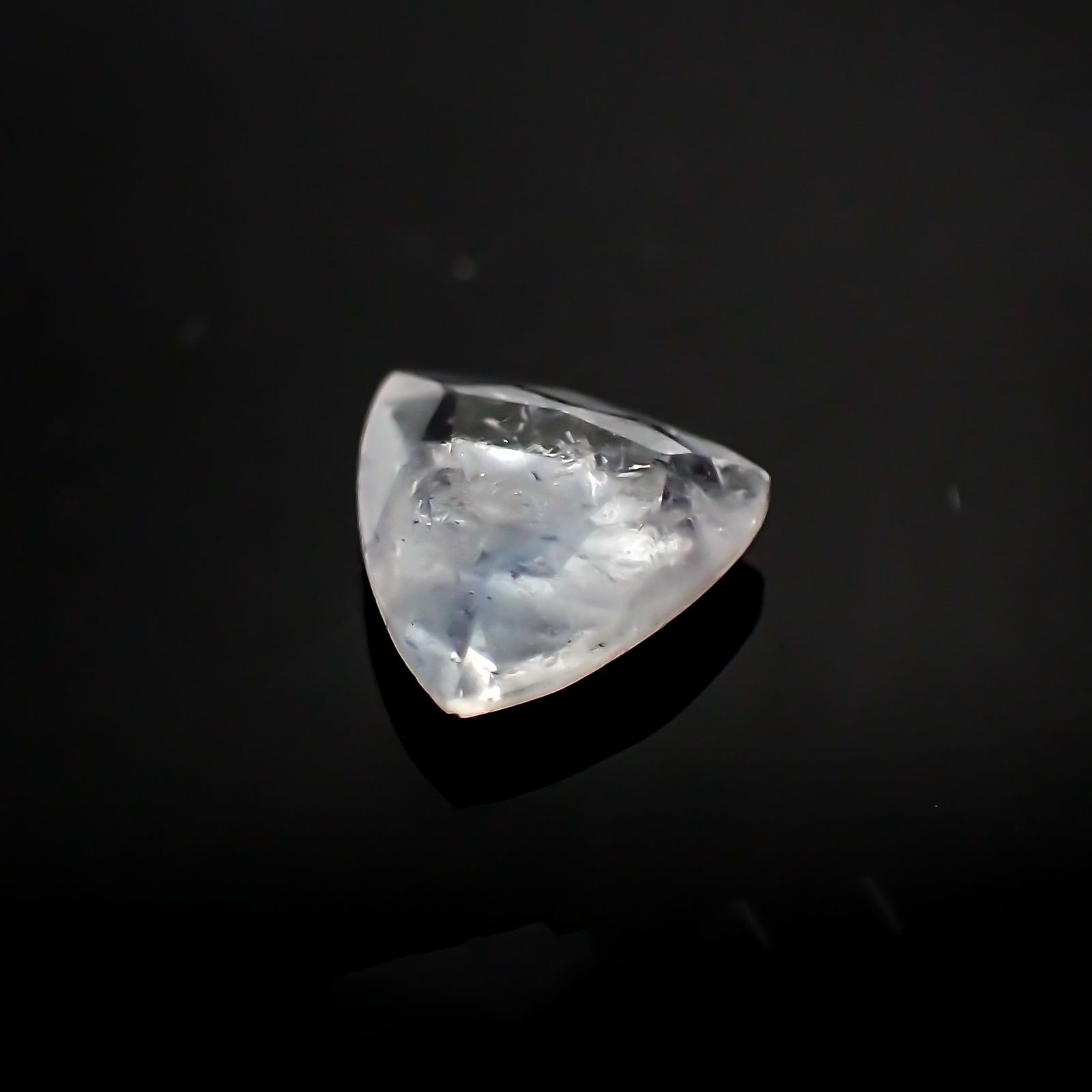 ユークレース ブラジル産 ルース 0.37ct[21038476]5×5.2mm前後