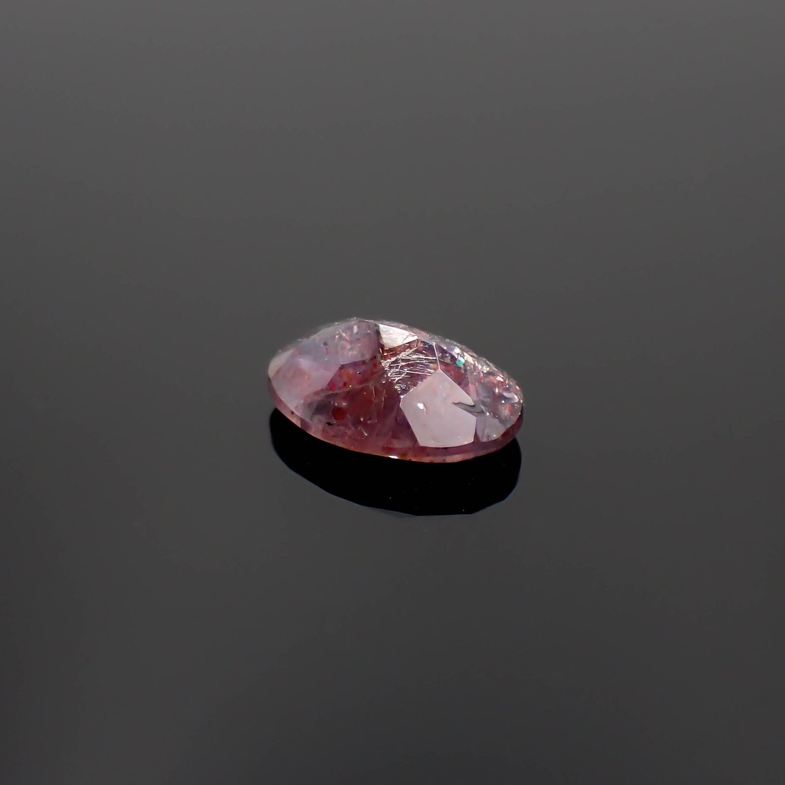 ブラッドショットアイオライト インド産 1.62ct[230522101]10x7.2mm前後