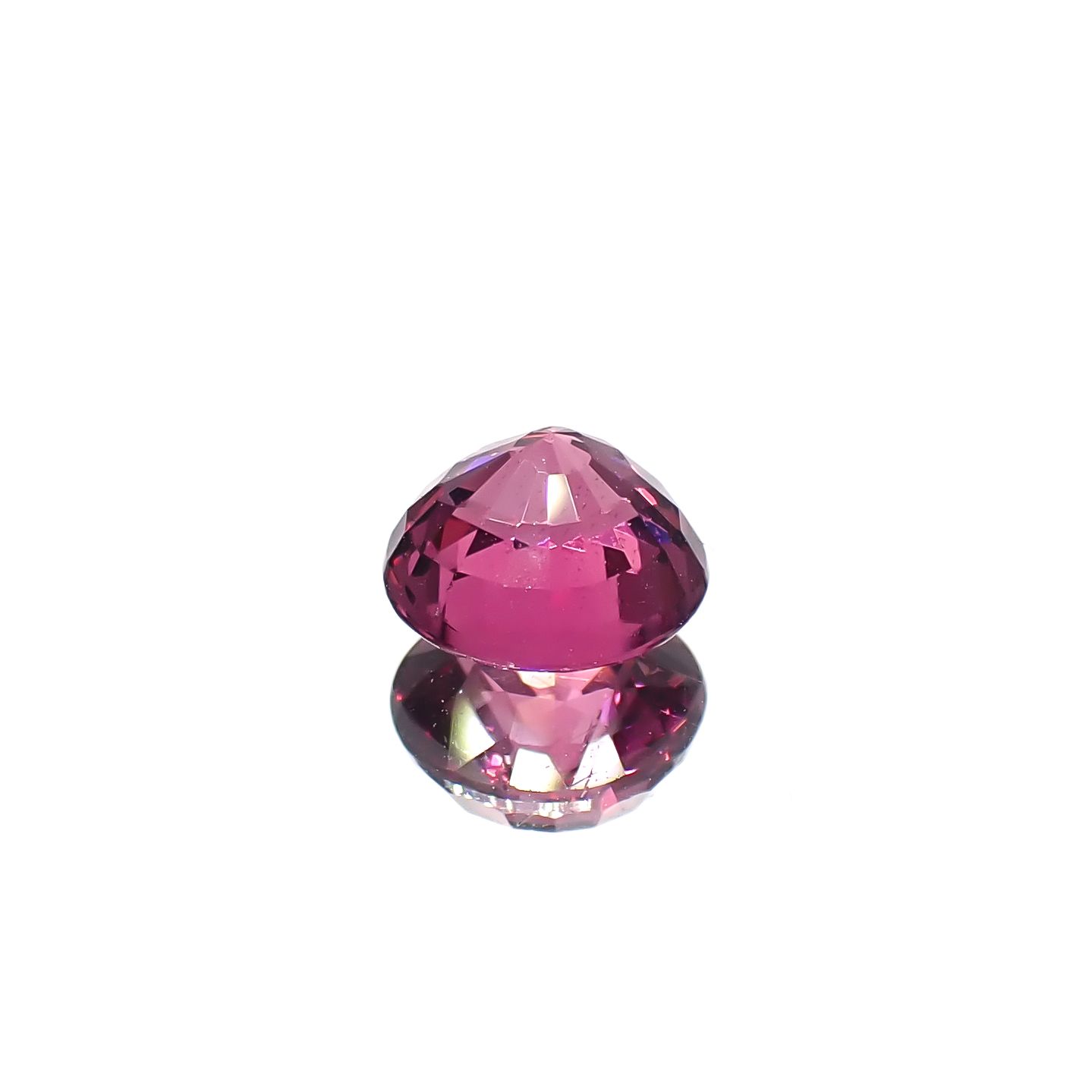 ロードライトガーネット(宝石名ガーネット)ブラジル産 1.17ct 識別済[240928703]6x6mm前後