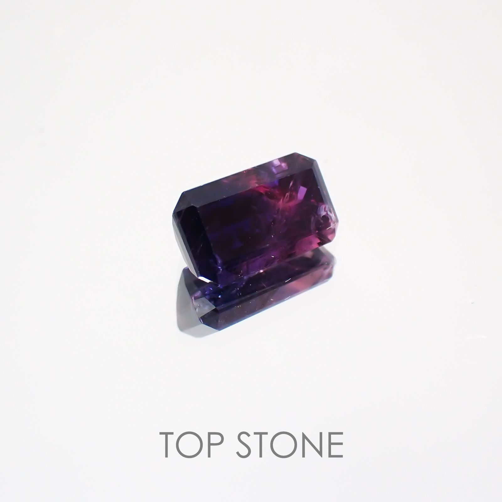 パーティカラーサファイア 非加熱(宝石名パーティカラード・サファイア) タンザニア産 1.508ct ソ付(彩珠)[210710612]7.8×4.6mm前後
