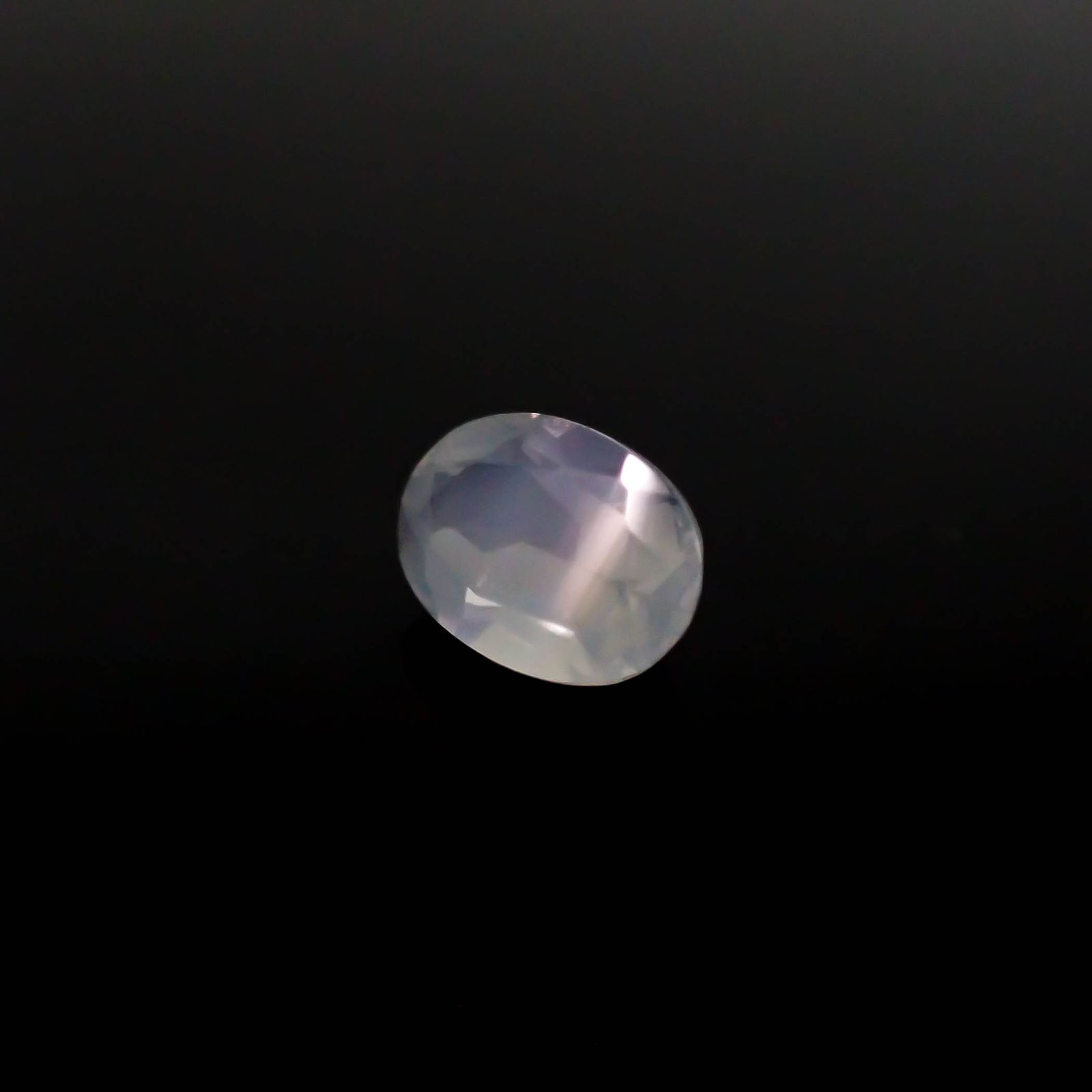 ムーンストーン(宝石名オーソクレース)インド/スリランカ産 0.72ct 識別済[240527739]6.9x5mm前後