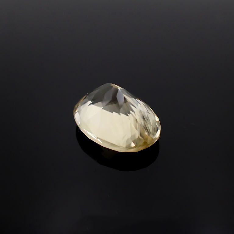 アラゴナイト フォスフォレッセンス(宝石名フォスフォレッセンス・アラゴナイト)チェコ共和国産 9.188ct ソ付(彩珠)[221018678]15.9x11.7mm前後