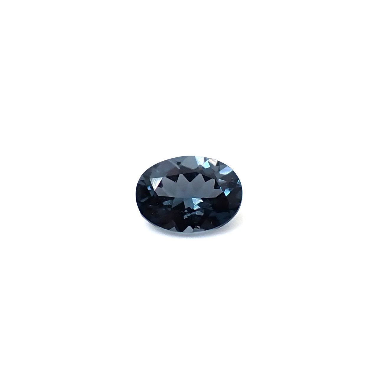 ブルーイッシュグレースピネル モザンビーク産 1.15ct / 7.5x5.5mm前後 [260632517]