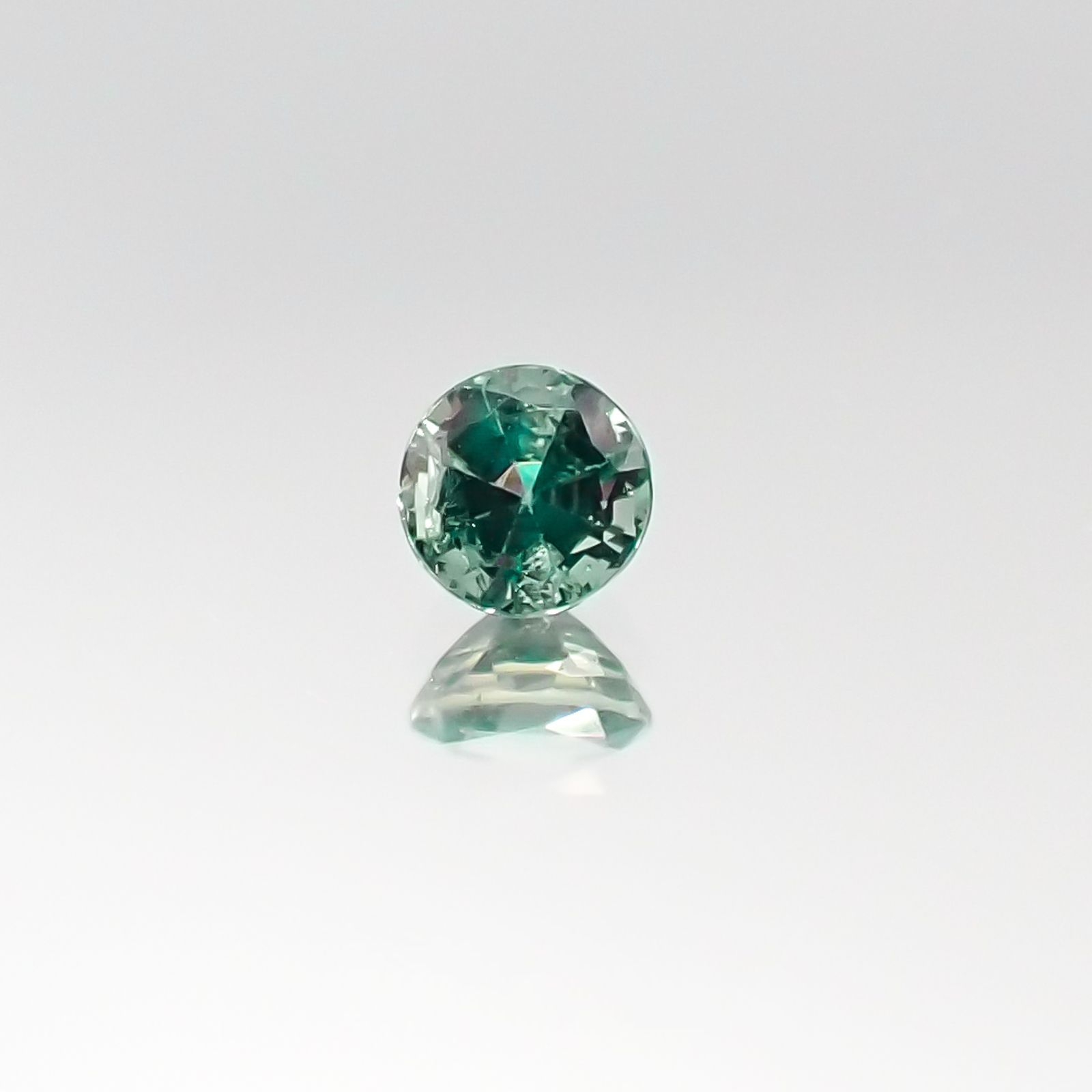 アレキサンドライト ブラジル産 ルース 0.2ct[20095541]3.4×3.4mm前後