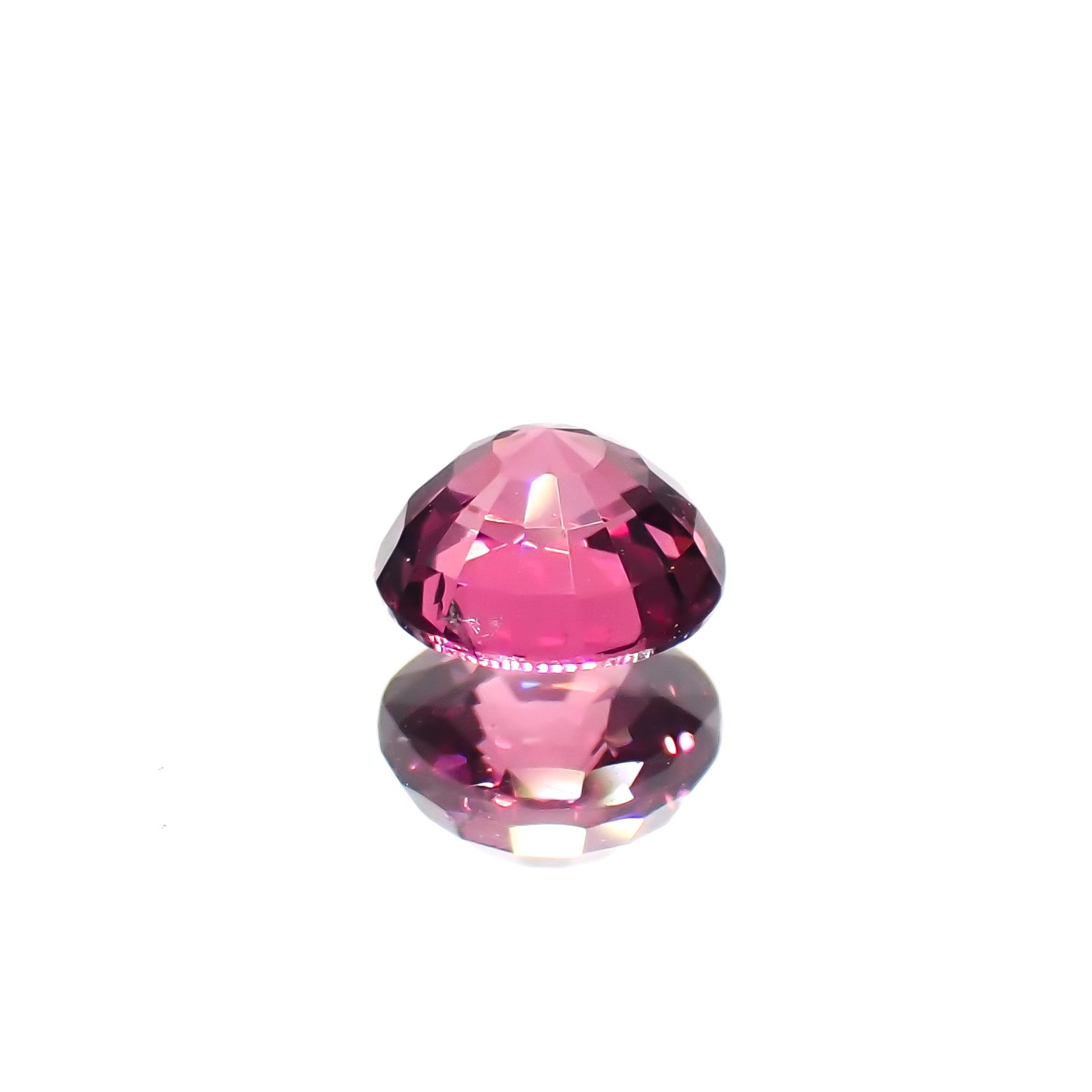ロードライトガーネット(宝石名ロードライト・ガーネット)ブラジル産 0.65ct 識別済[230421591]5x5mm前後